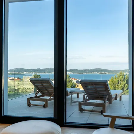 Belvedere * Sveti Filip i Jakov