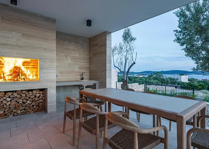 Belvedere Villa *