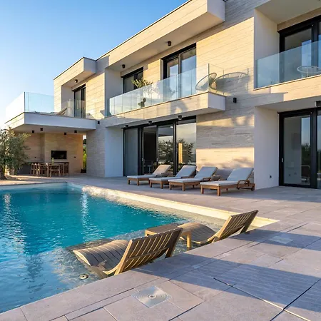 Belvedere Свети-Филип-и-Яков